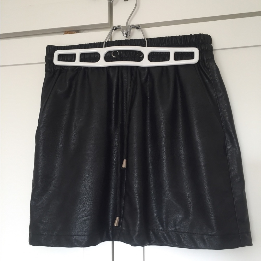 Vintage leather mini skirt